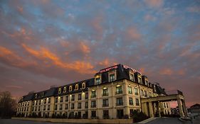 Hotel Brossard, An Ascend Collection Hotel